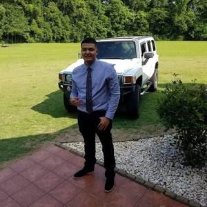 Meet your Posher, Misael